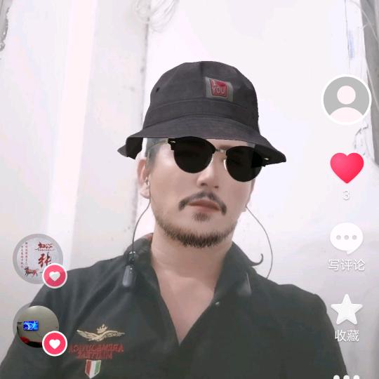 好想牵住你的手