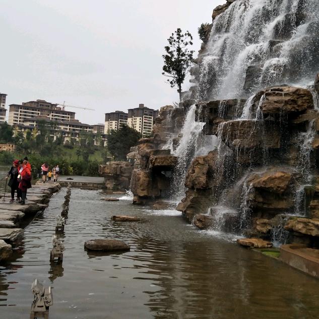 君哥美蛙鸭脚板自助官方号