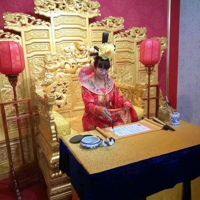 温柔半两，从容一生
