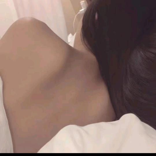 尾巴。