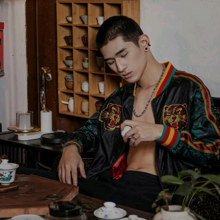 AA、阿龙精品二手车