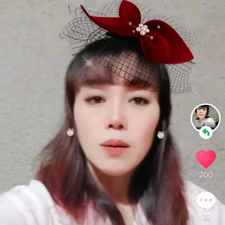 孤独一人。