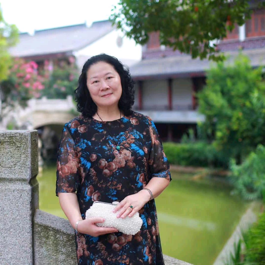 上善若水，心正意诚。