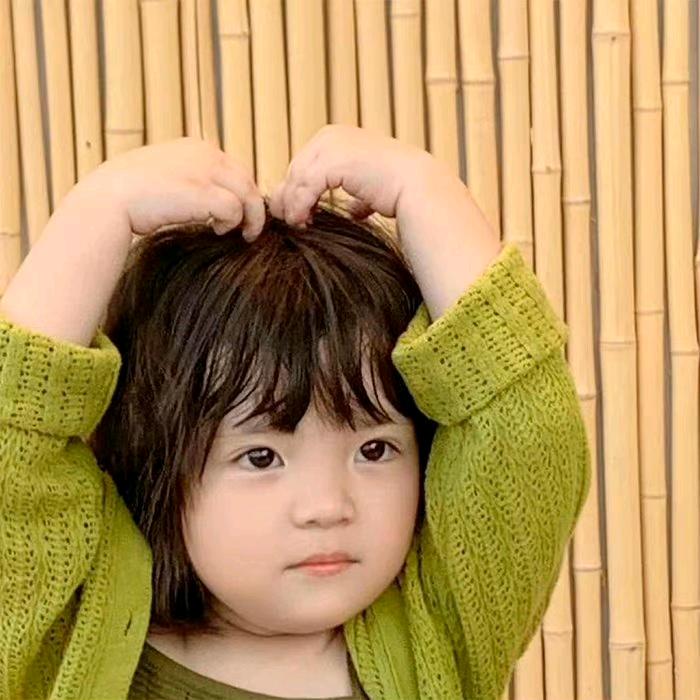 依伊🐷梓睿🐍