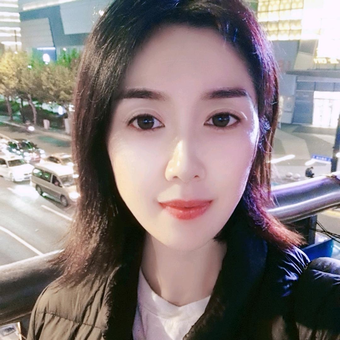西平县丽莎时尚女装店