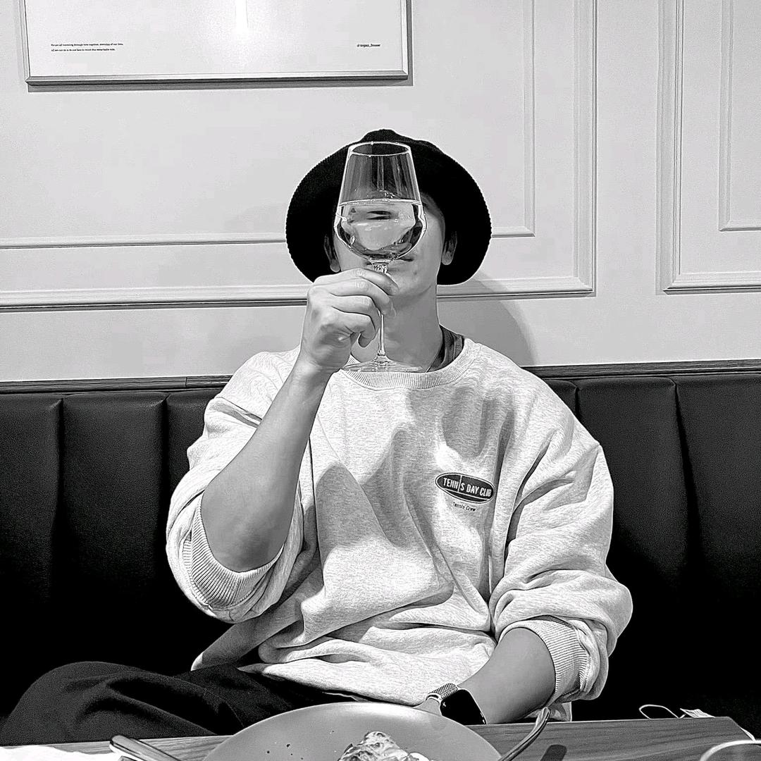 Dear (不定时断更中)