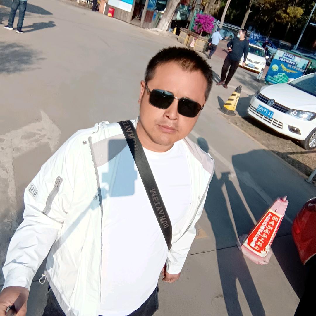 正能量王老彝