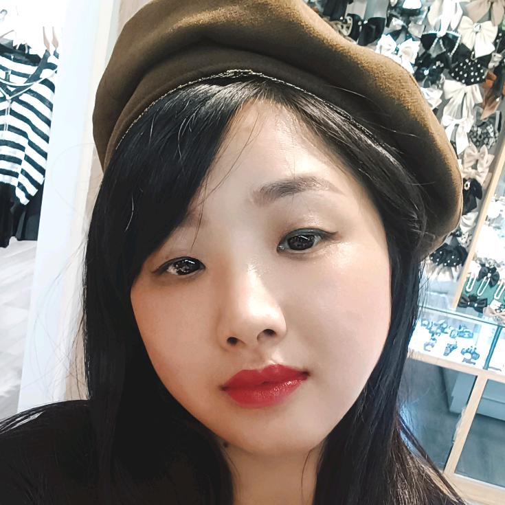 🦋꧔ꦿ姗姗🦋꧔ꦿ