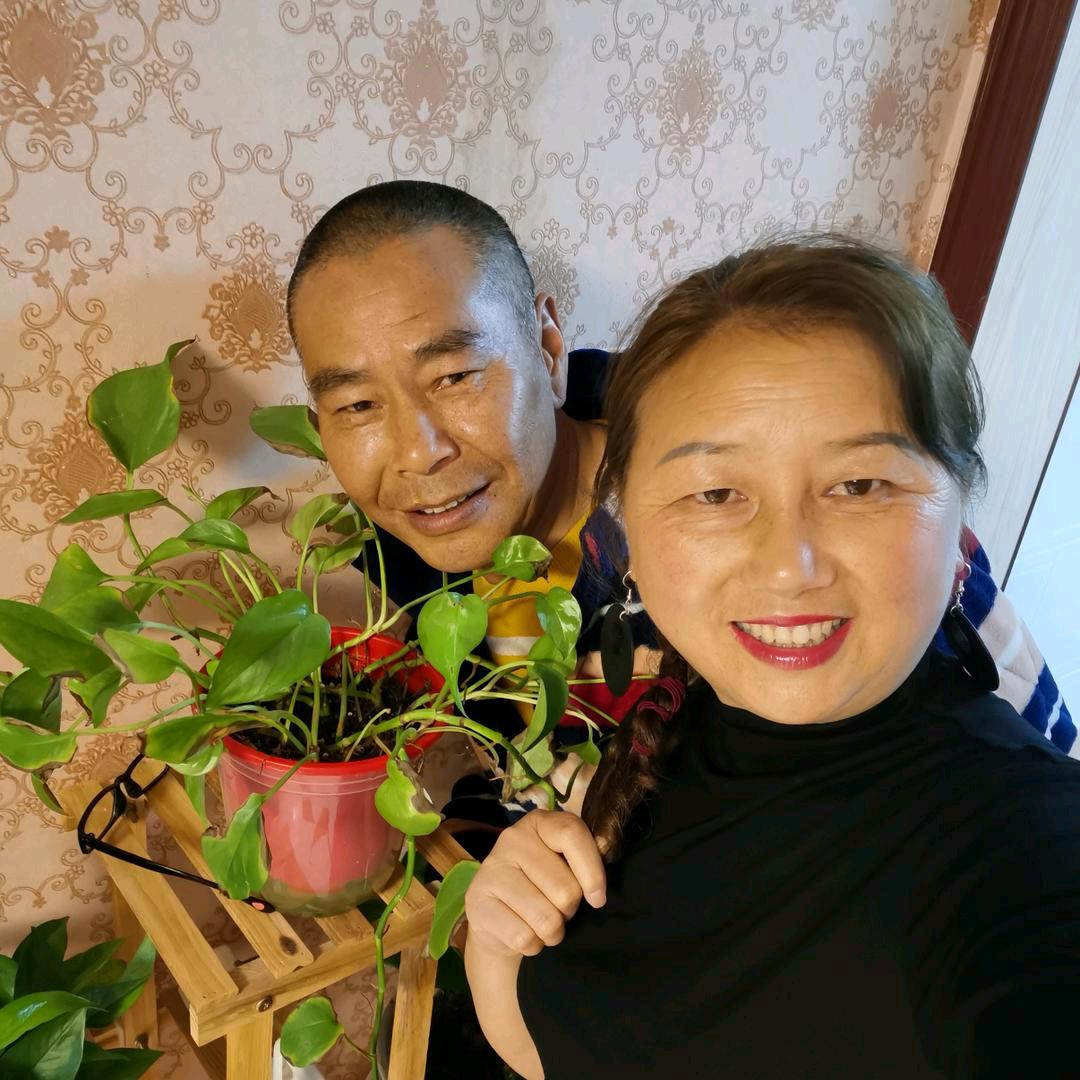 向德荣
