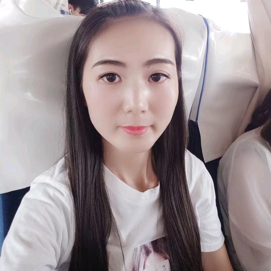 玥玥吖