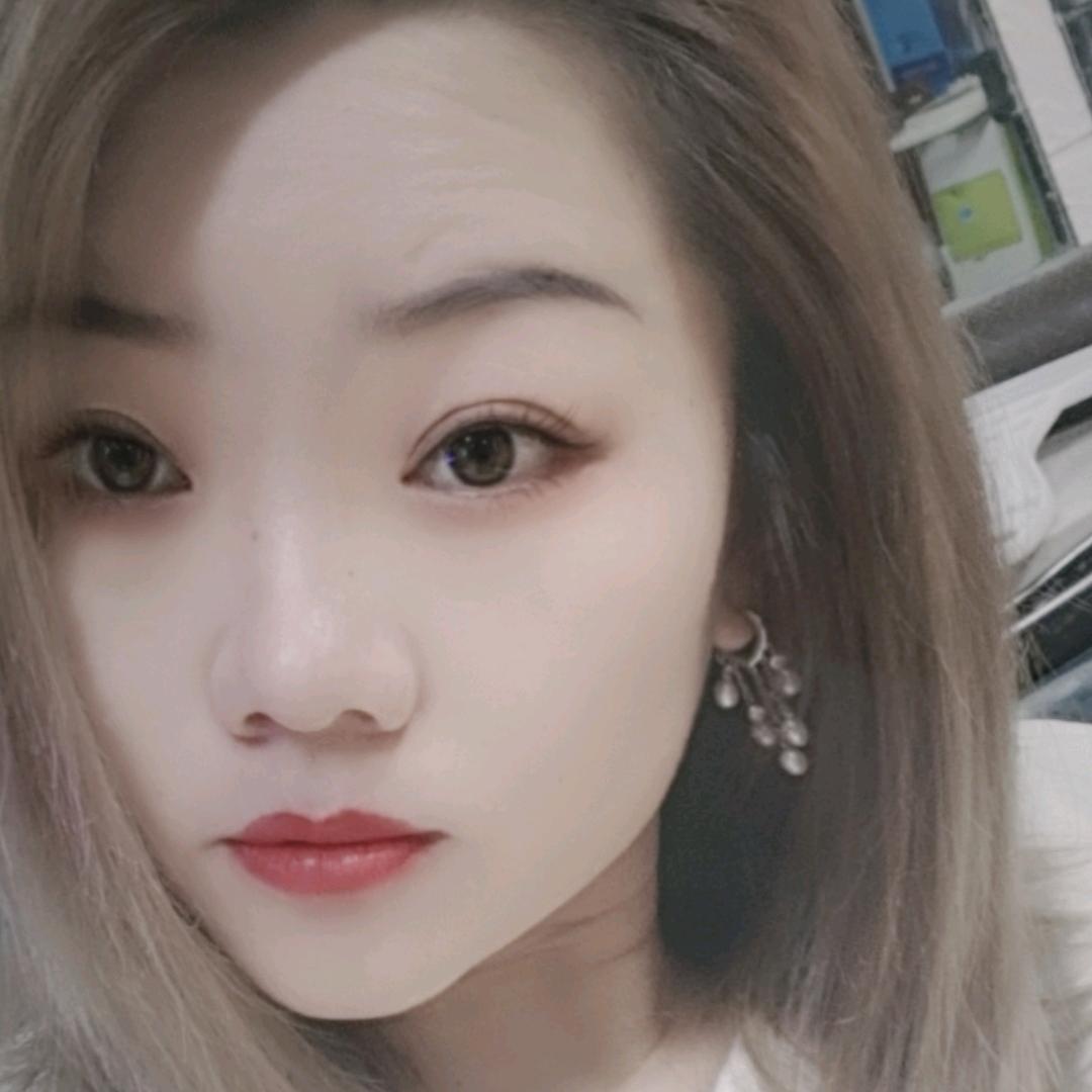 理发店的老板娘