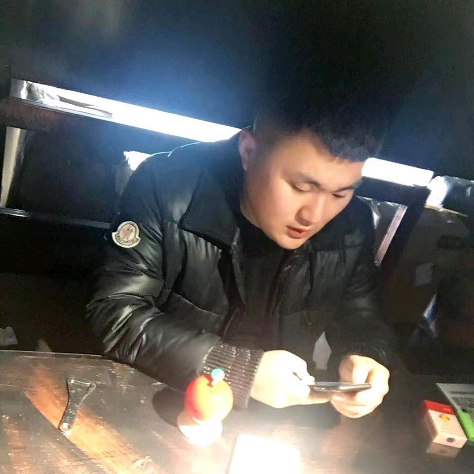总监(增肌版)
