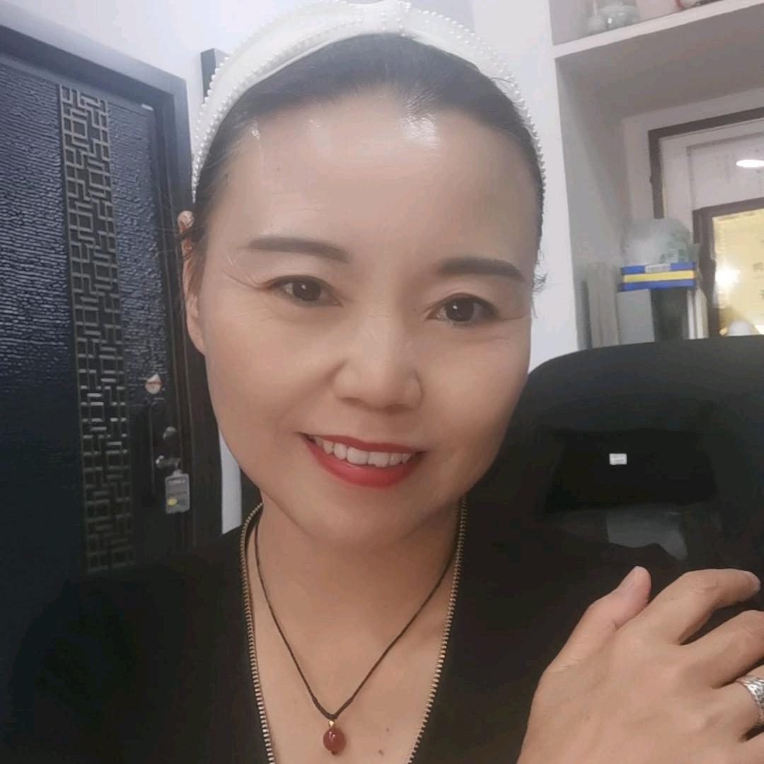 珊姐爱运动（同款在橱窗）