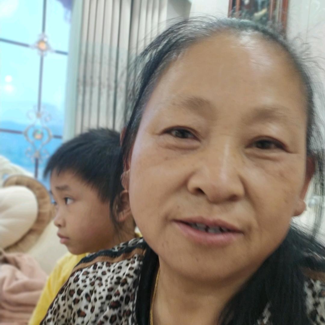 开开心心的一天