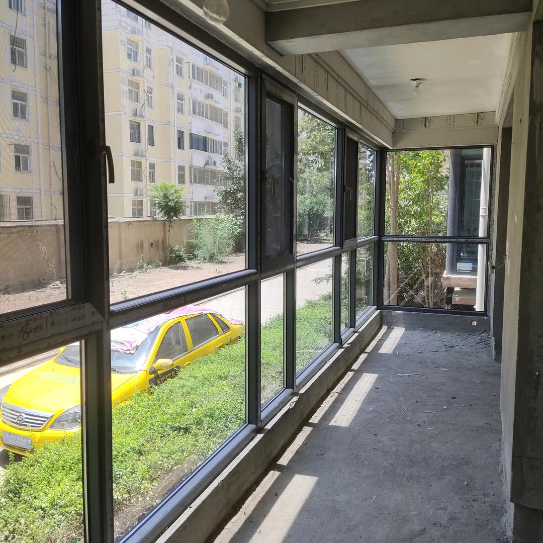 专业安装各种门窗（马师傅）