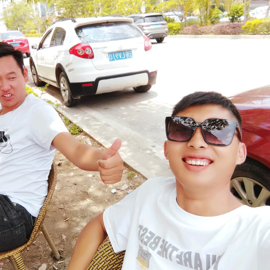 瑞丽市车之炫二手车，啊秋