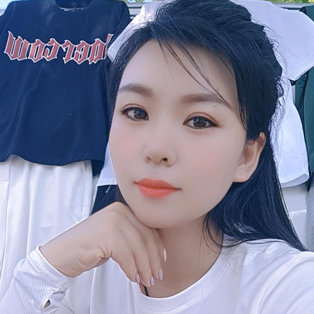 爱撒娇的小燕子【拒绝连续点赞】