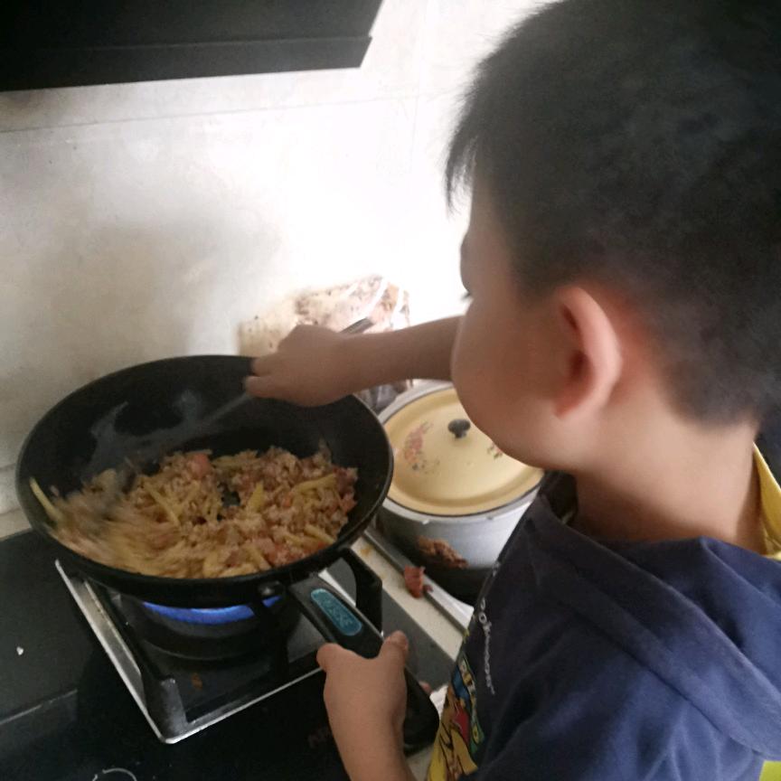 摆摊考豆干