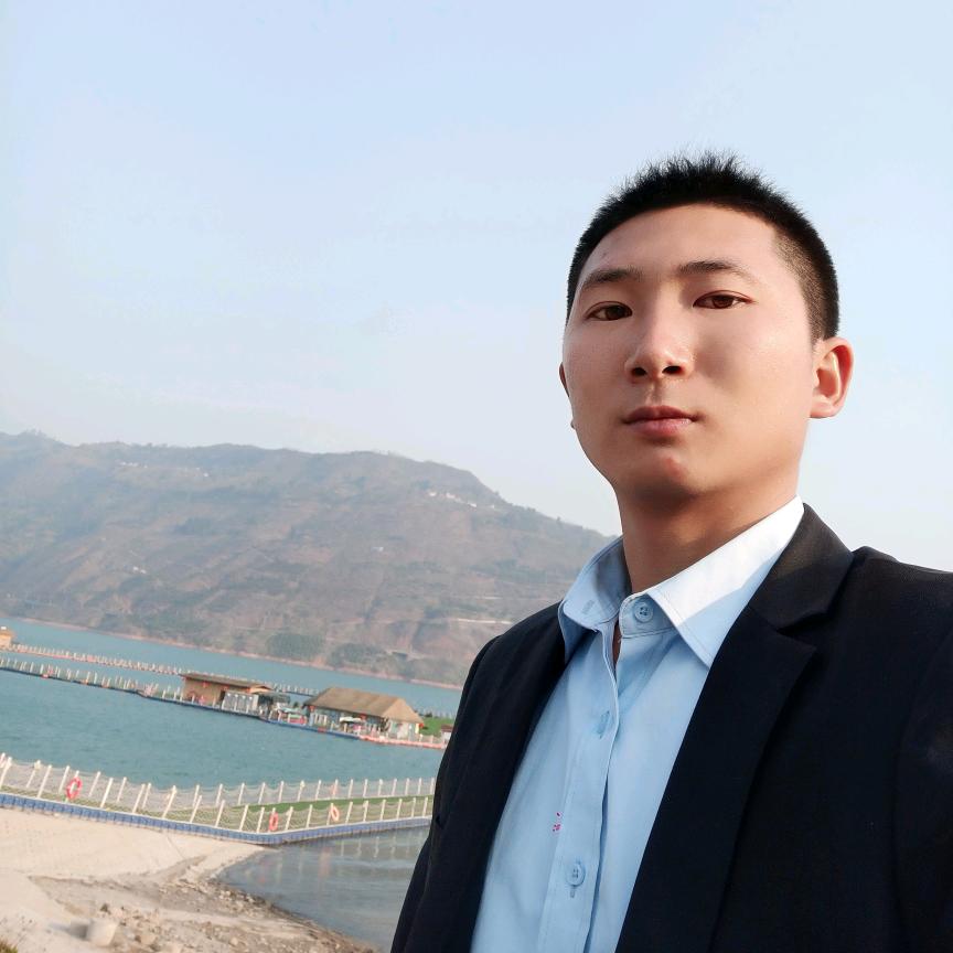 远山少年小胡