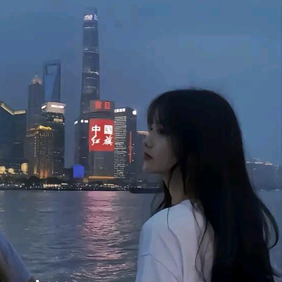 凌晨三点看海.