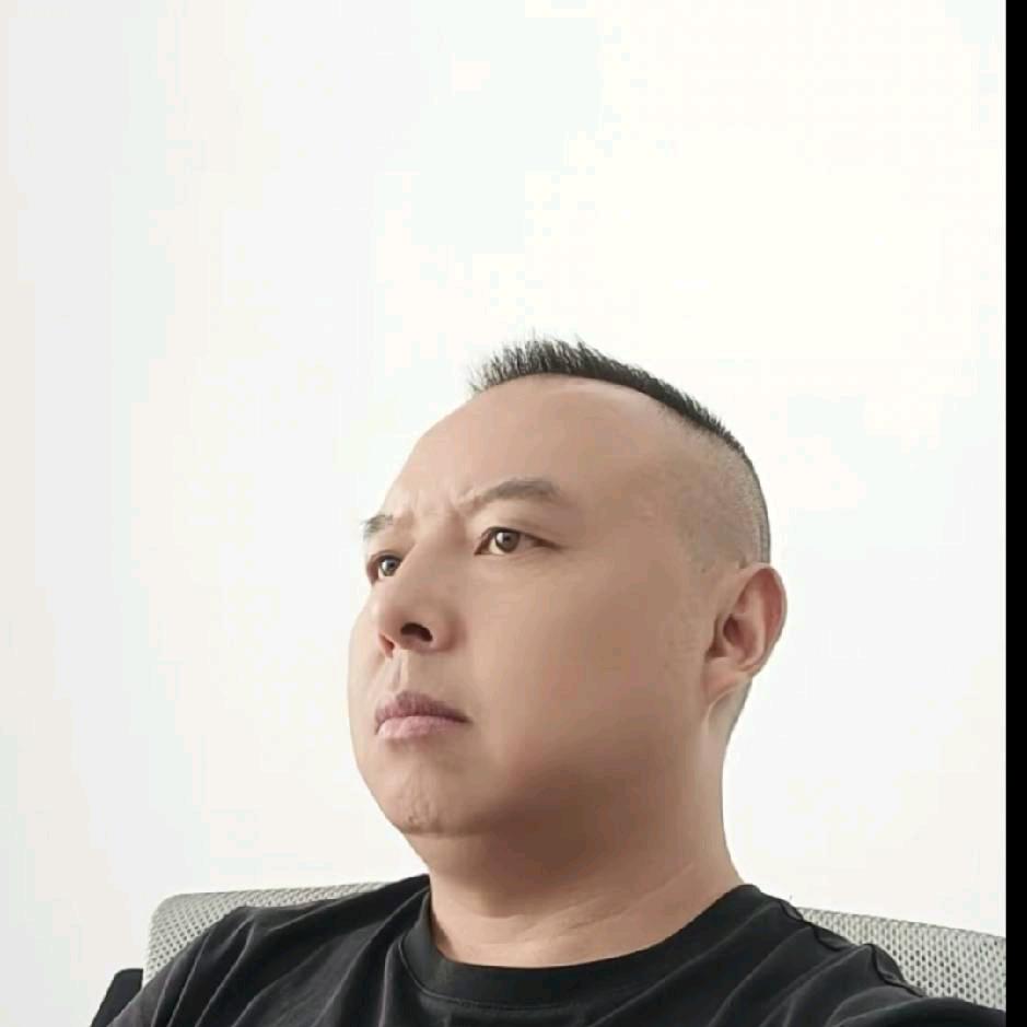 暁瑋