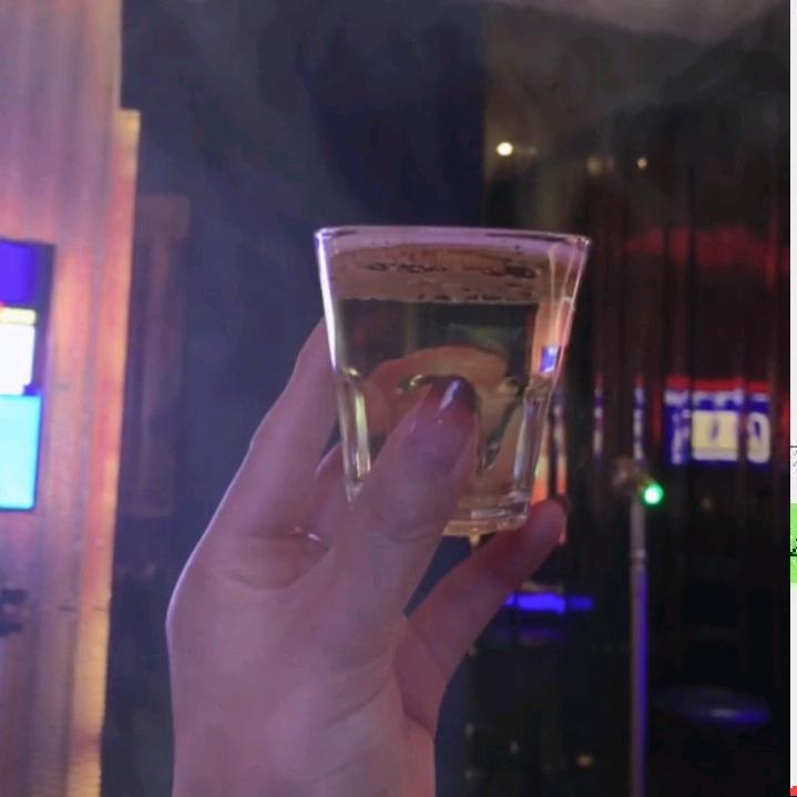 不敢看不敢想世界多么渺茫