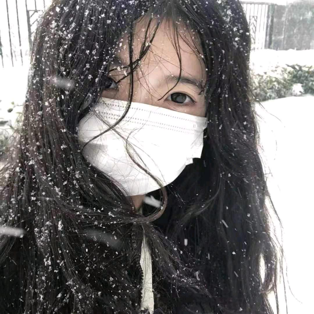 积滿海岸的蘤海