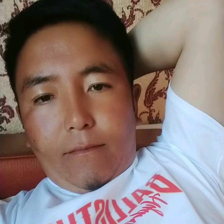 孔隆  扎西石曲