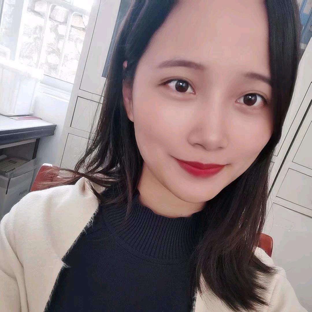 是小卢呀