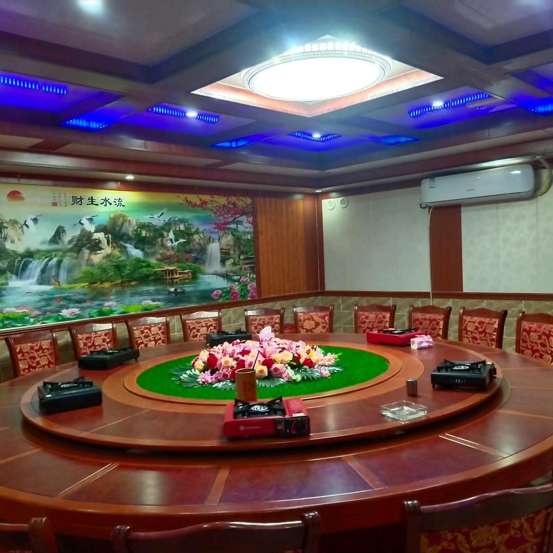 枞阳县雨坛金鹏大酒店