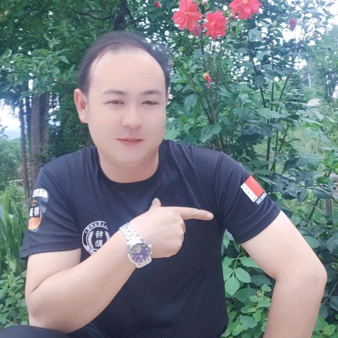 ꧁༺拼༒搏༻꧂