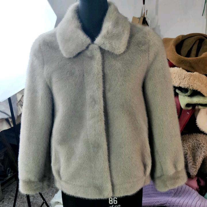 海宁婷杰秀服装工厂