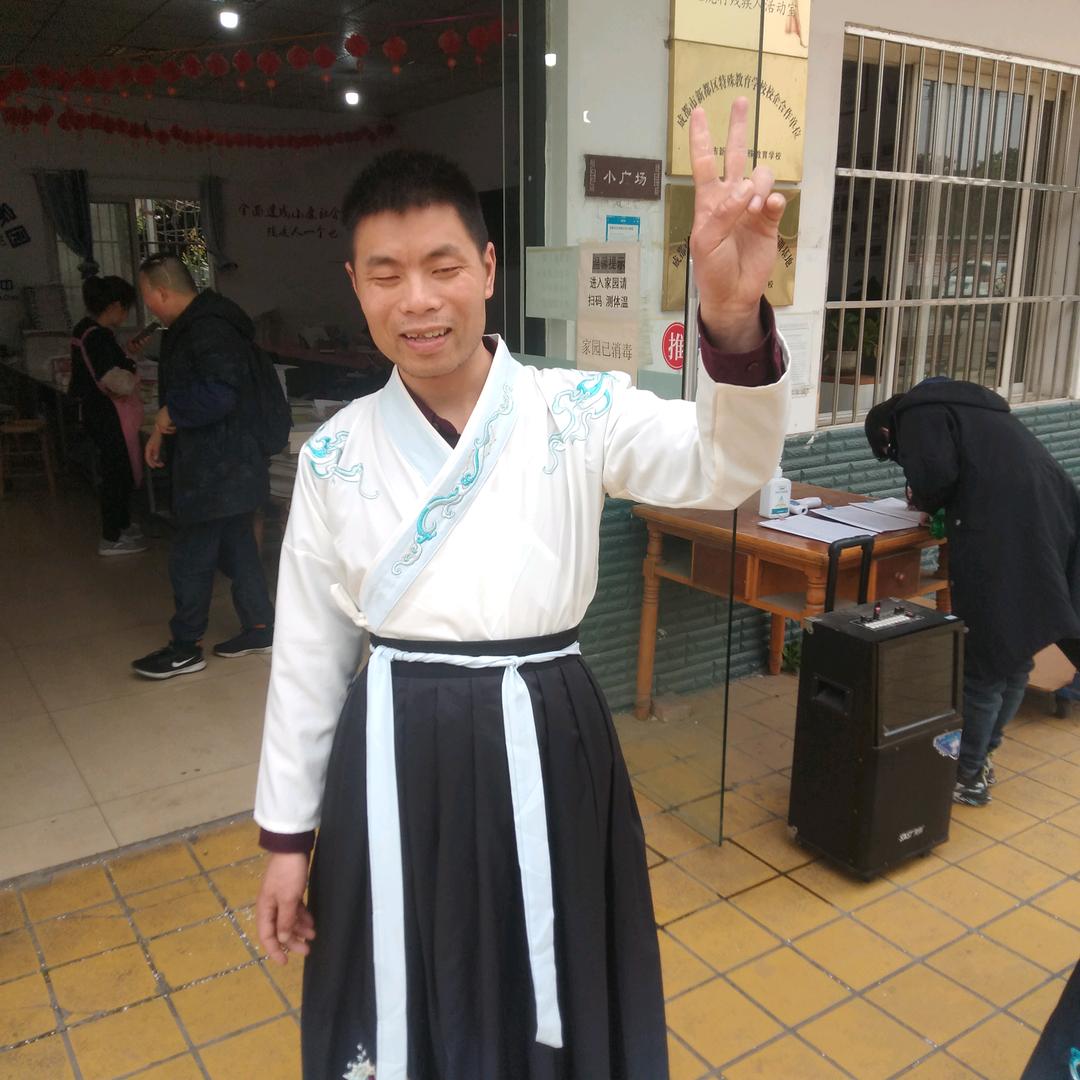 🐝康康大侠⁷¹⁸