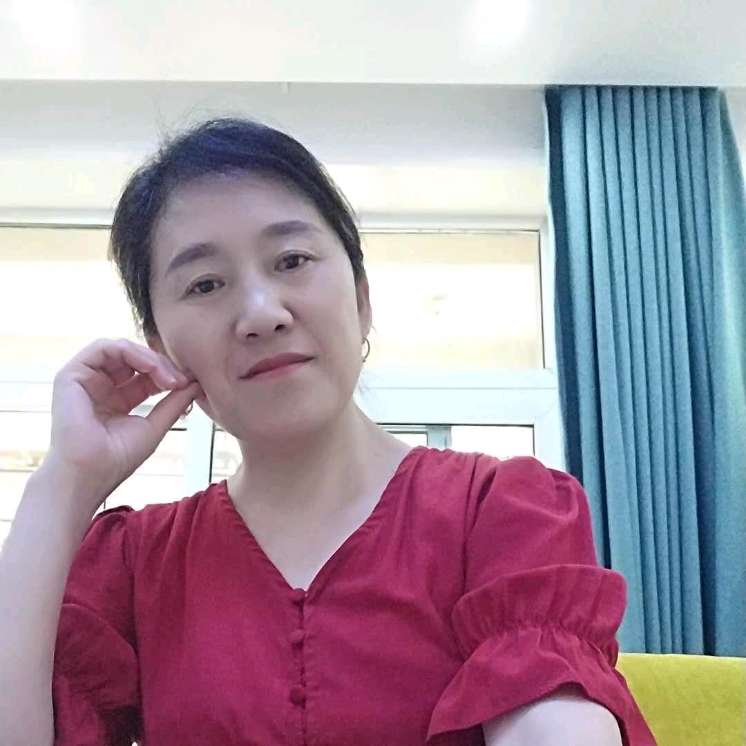 依依