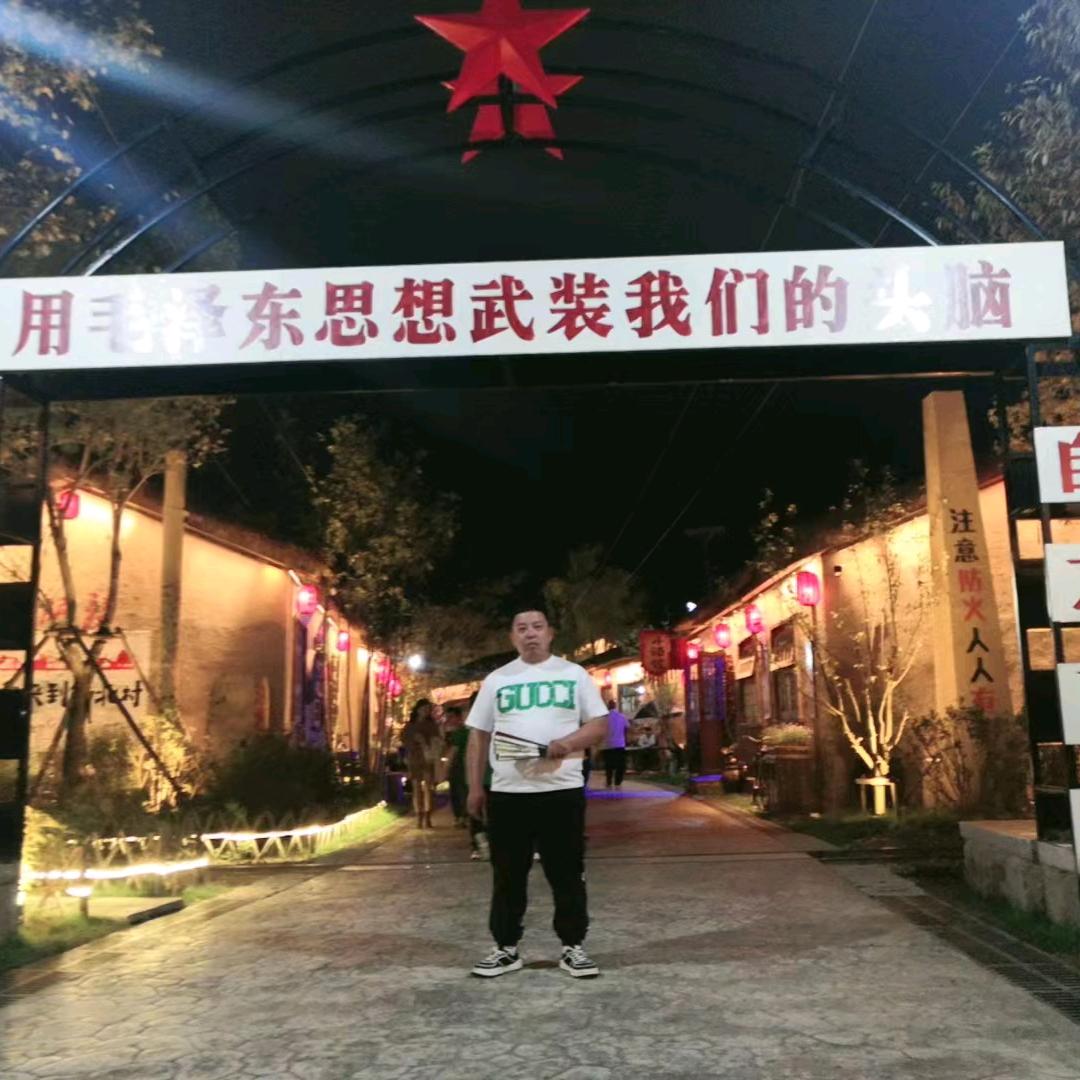 铁道北   牛朋飞