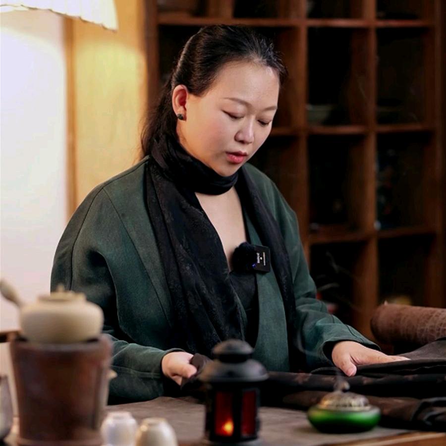 二十四慢(老料香云纱)