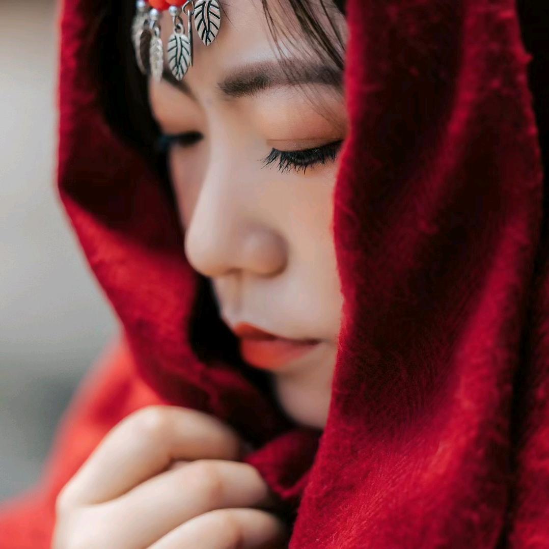 我姓周却不能顾你周全❤️