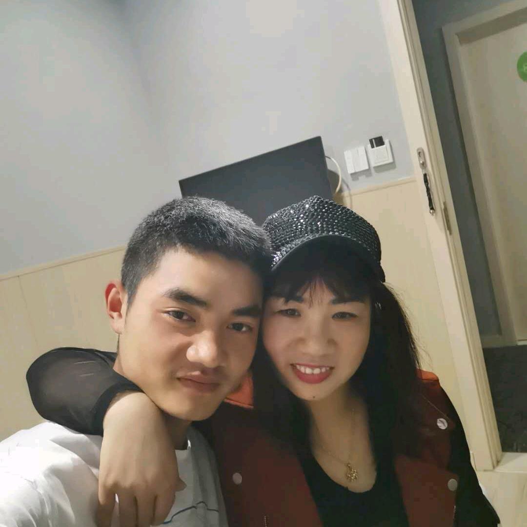  小五 