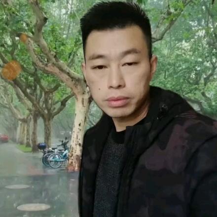 今柏万