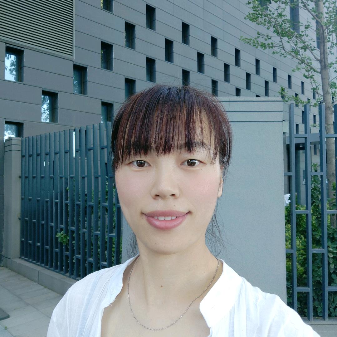 小月妹（一位初一孩子妈)