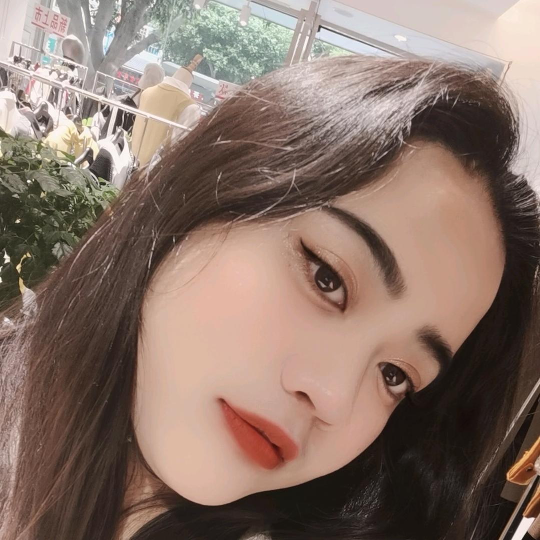 彝族姑娘🍃正在努力