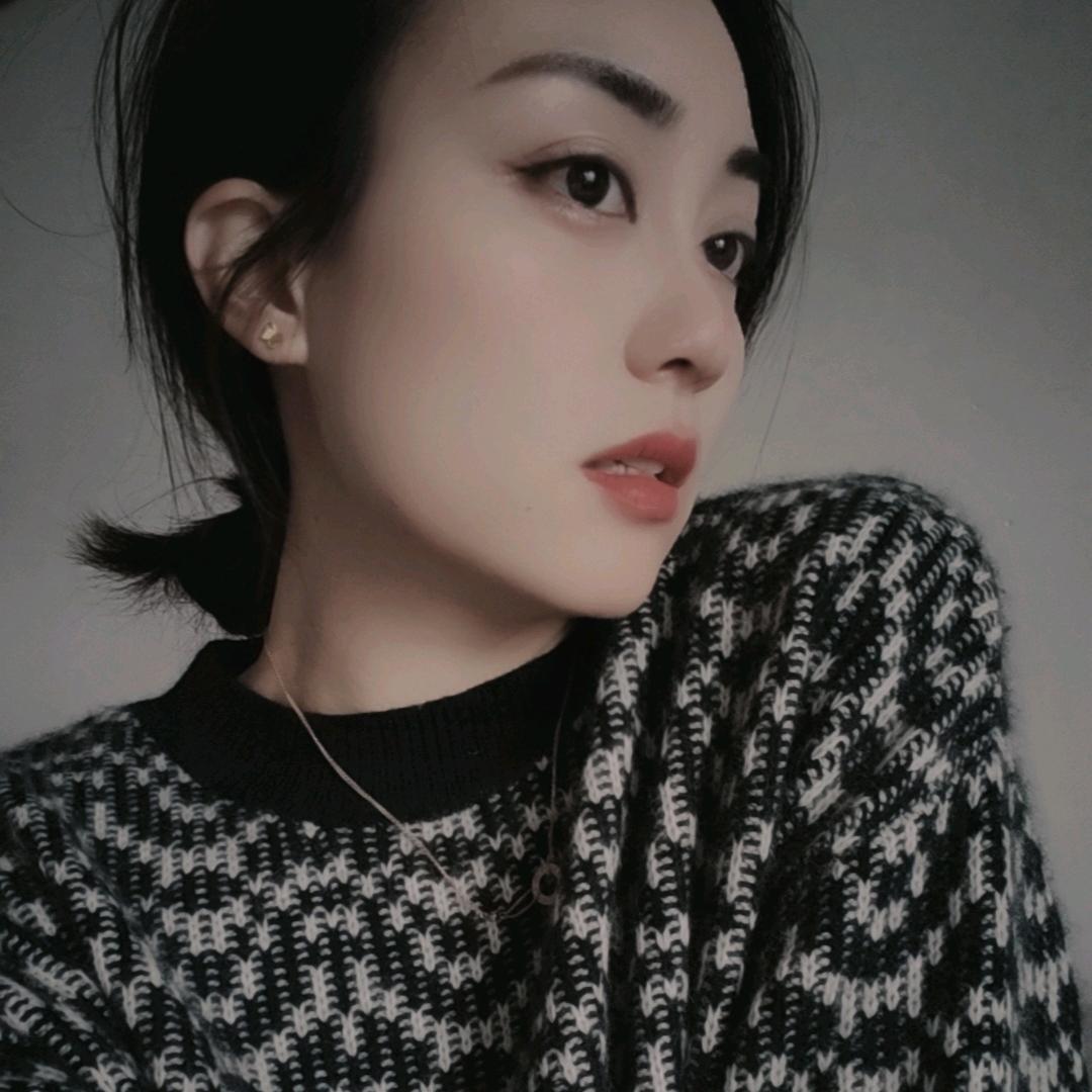 佳霖