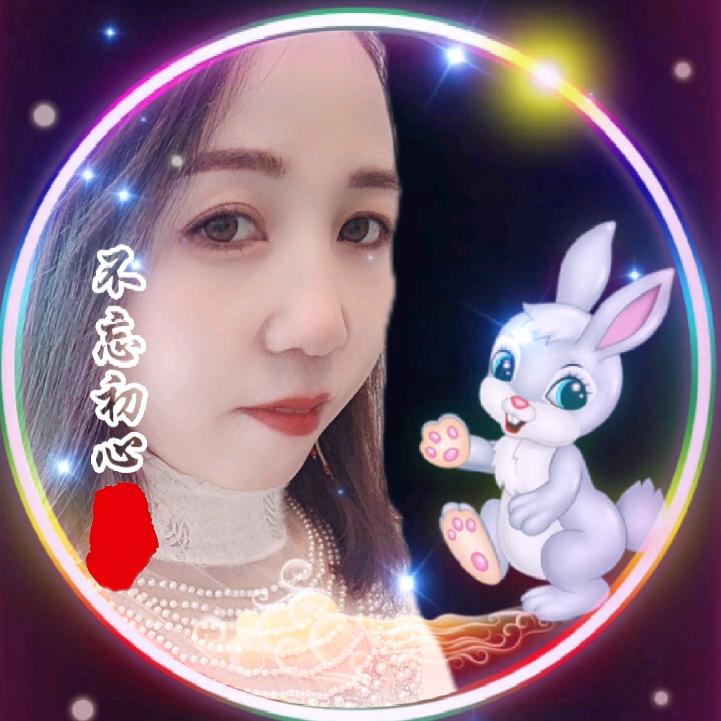 ╭(╯夏沫浅雨╰)╮♛