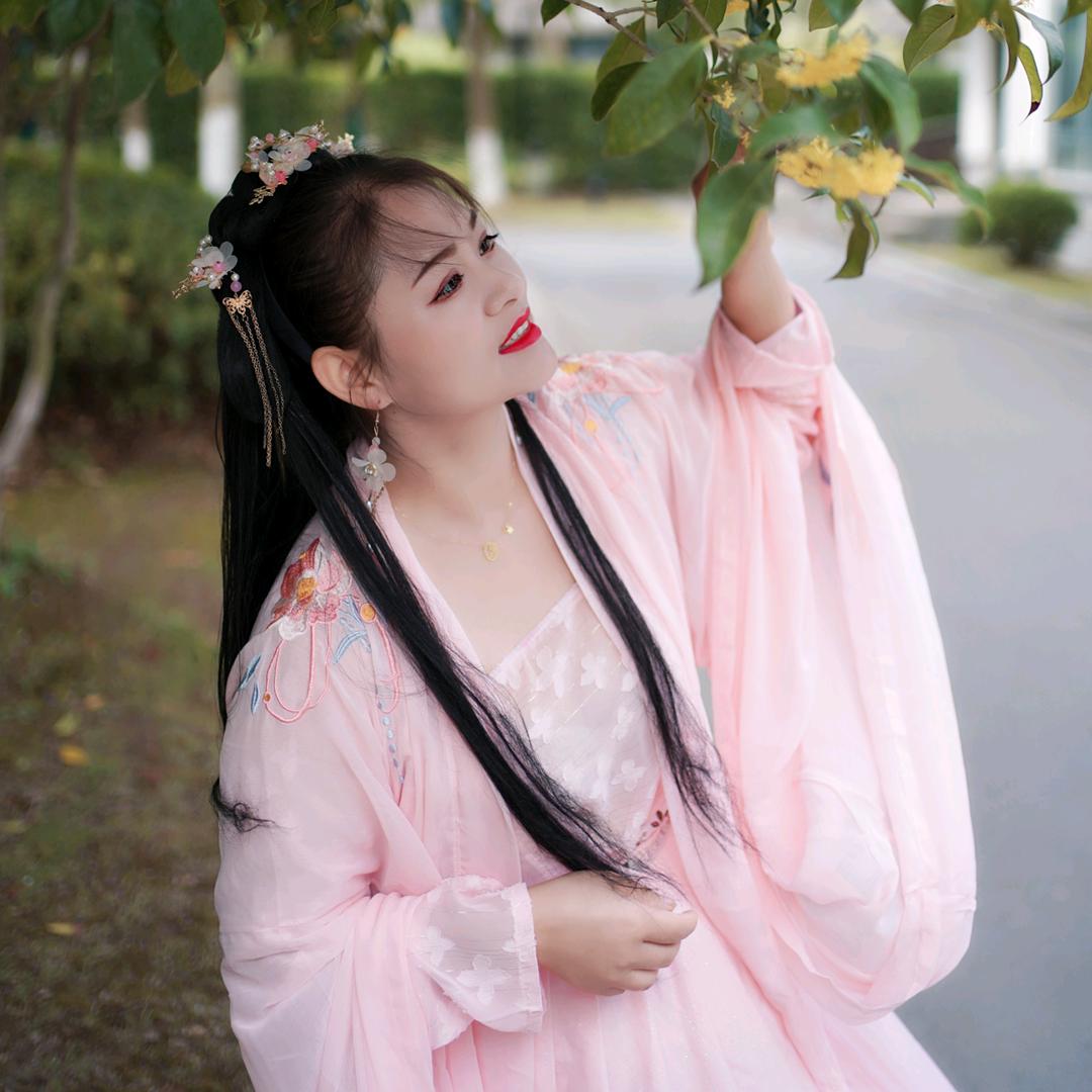 霞妹儿
