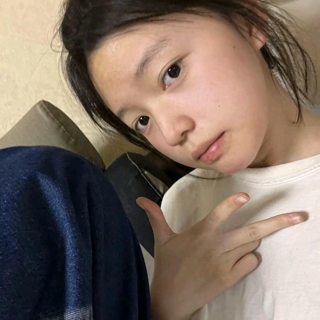 黑妮^0^