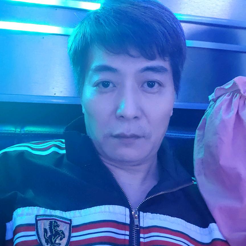 手机用户云中小鸟