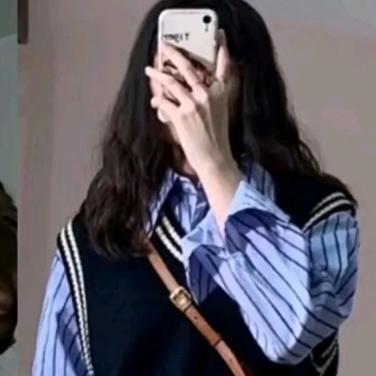 《小薇》