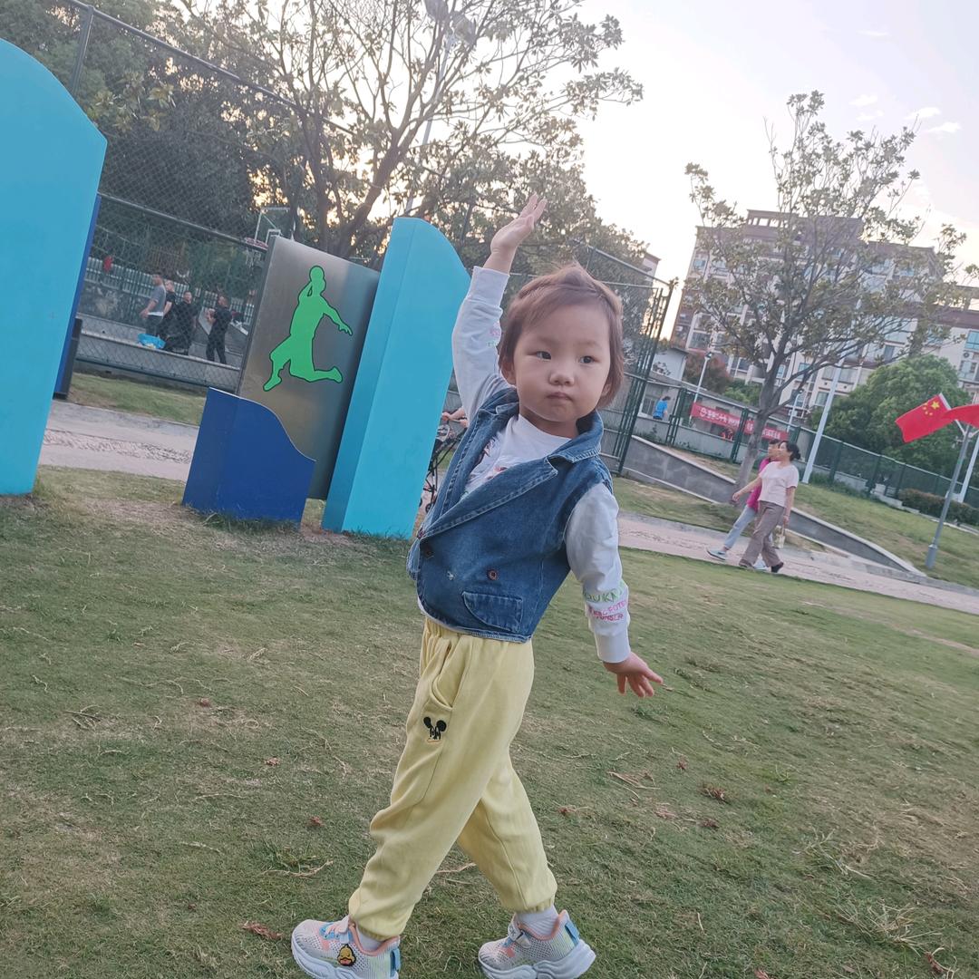 妈妈小淘气