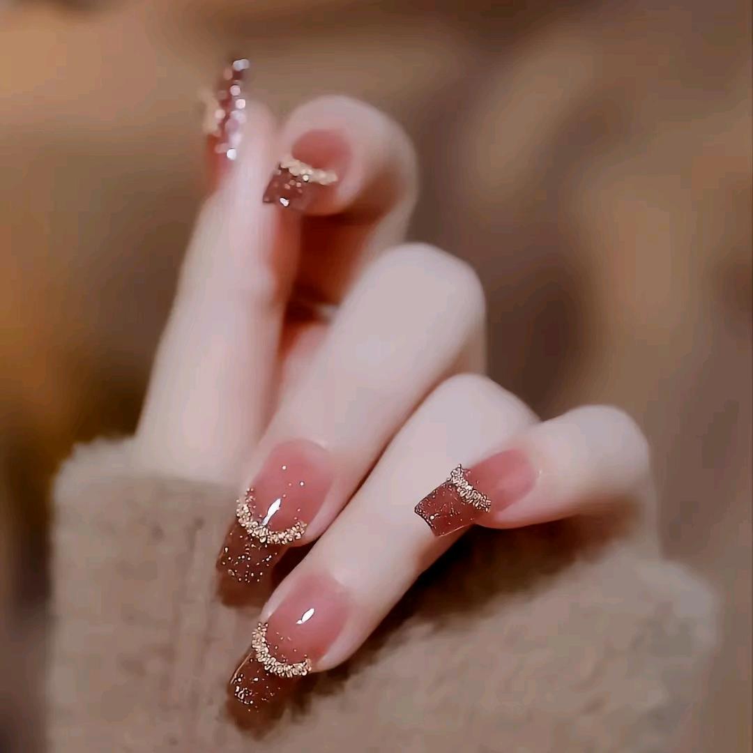 邓邓咧