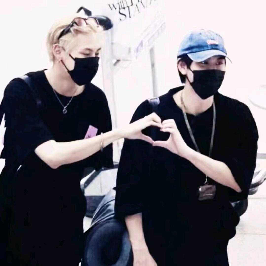 方伟奇的咯吱窝毛儿